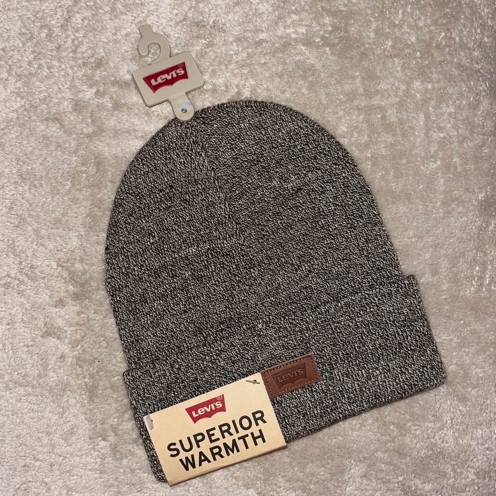 warm Levi’s beanie